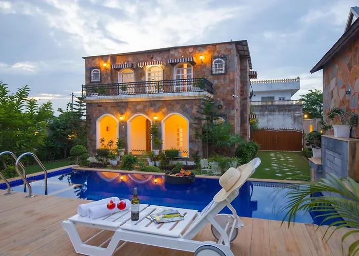Elivaas 3 Bhk With Pvt Pool & Lush Garden - Oakwood Villa Jaipur